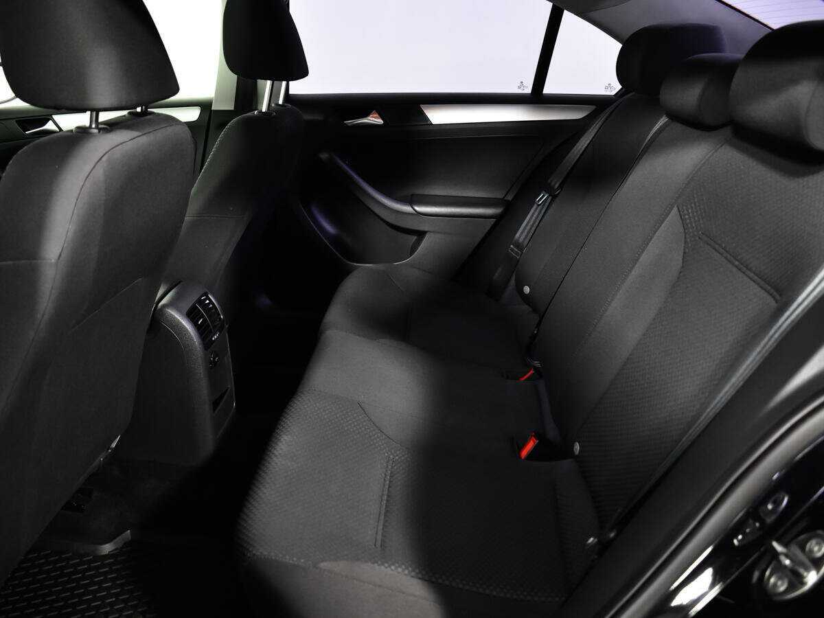 Volkswagen Jetta 2013 года с пробегом. Фото: #9