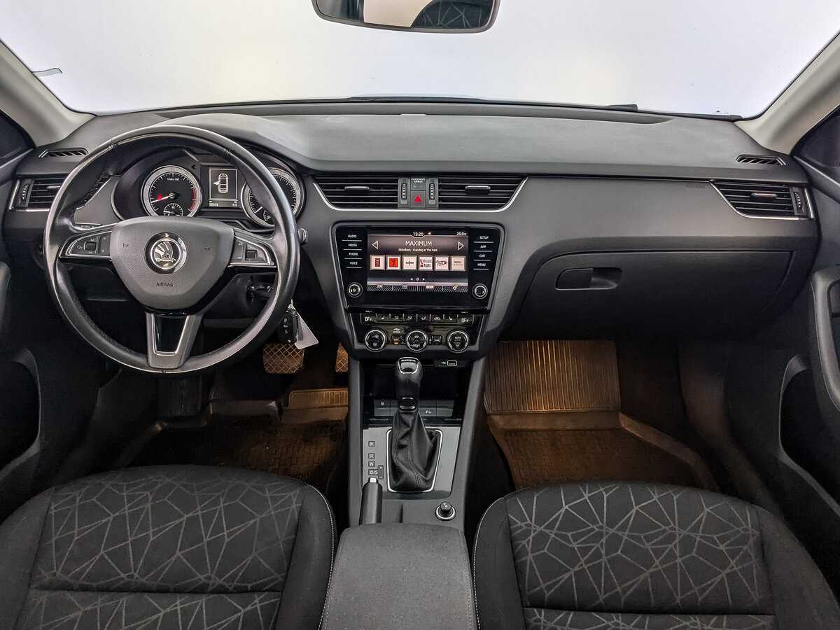 Skoda Octavia 2020 года с пробегом. Фото: #9