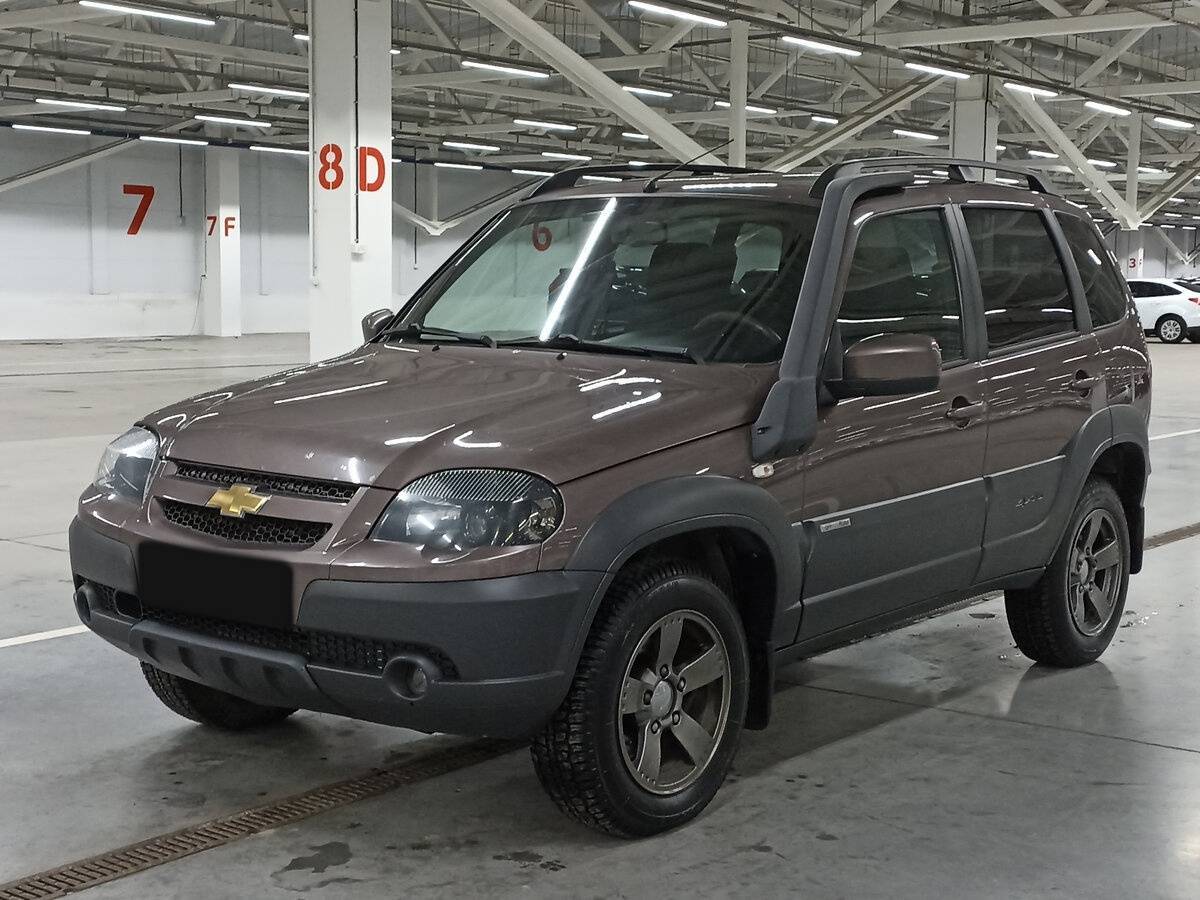 Chevrolet Niva 2018 года с пробегом. Посмотреть фото