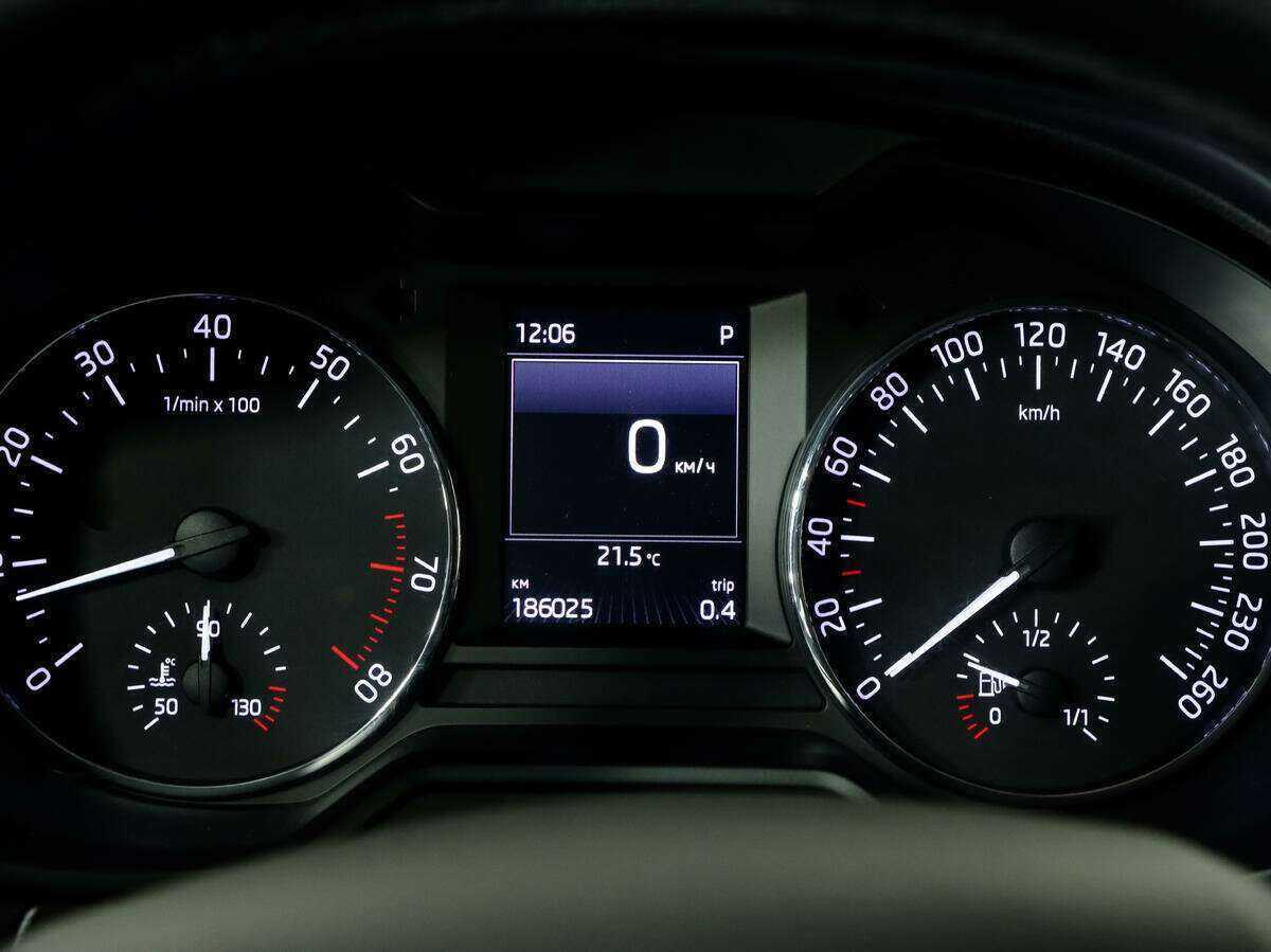 Skoda Octavia 2016 года с пробегом. Фото: #16