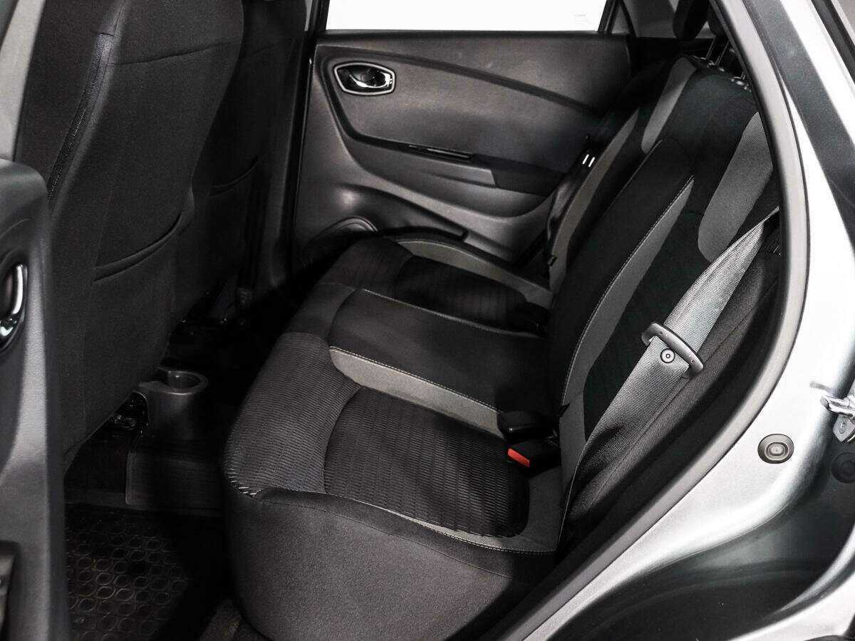 Renault Kaptur 2016 года с пробегом. Фото: #10