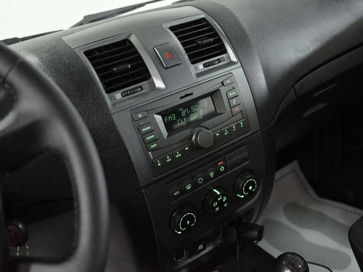 УАЗ Patriot 2015 года с пробегом. Фото: #7