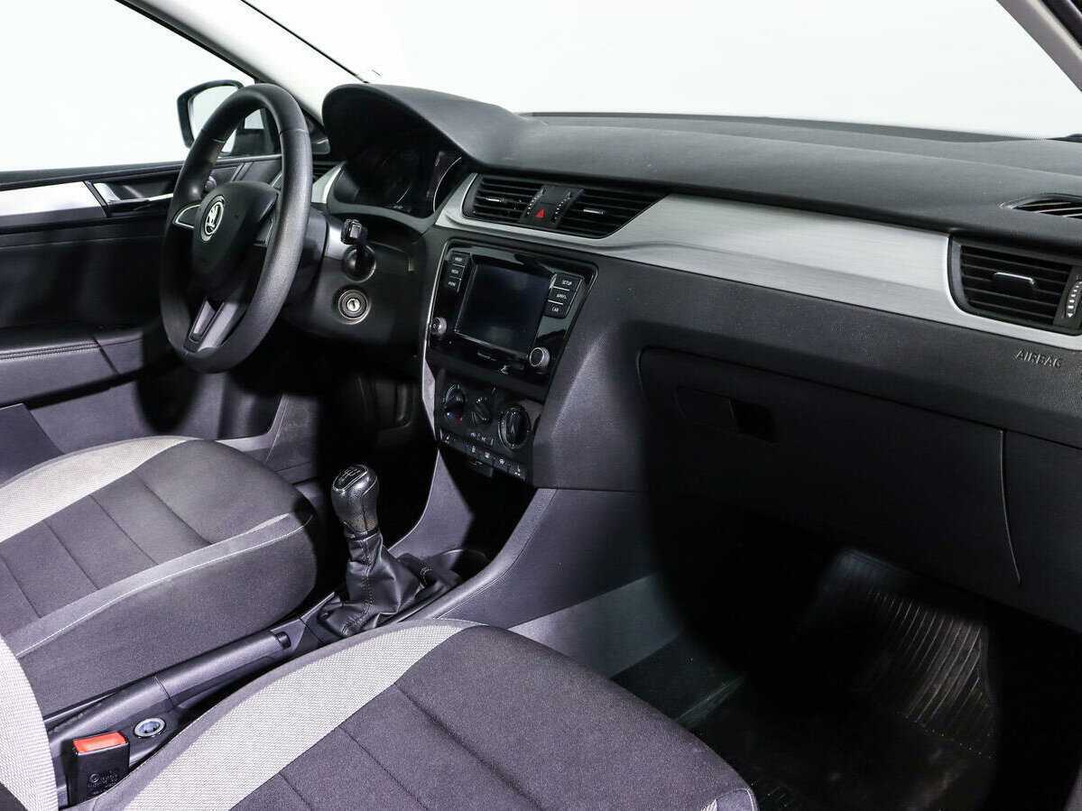 Skoda Rapid 2019 года с пробегом. Фото: #8
