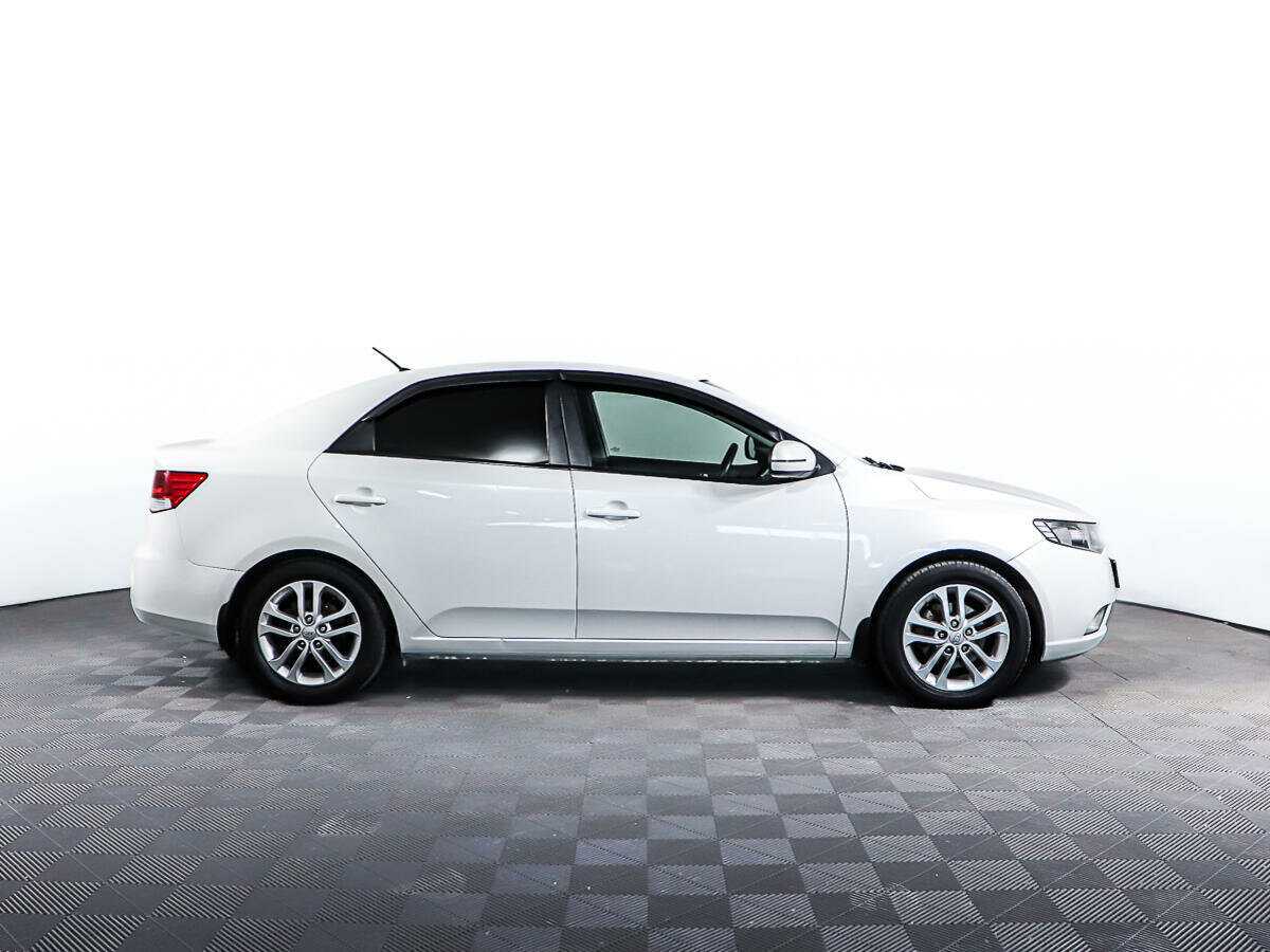 Kia Cerato 2012 года с пробегом. Фото: #3