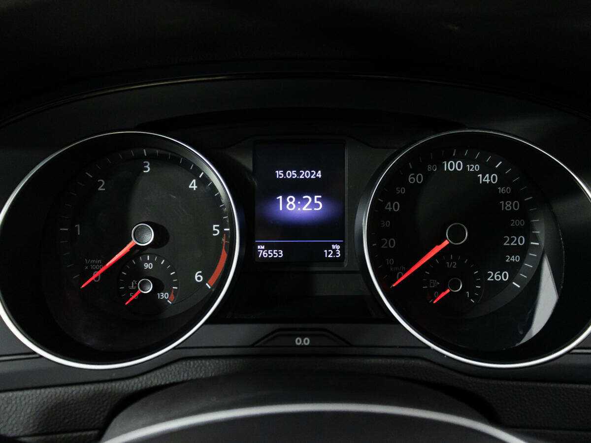 Volkswagen Passat 2017 года с пробегом. Фото: #11