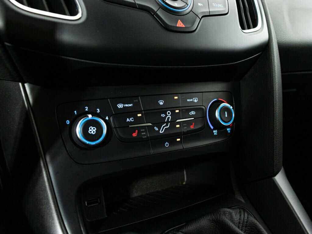 Ford Focus 2018 года с пробегом. Фото: #15