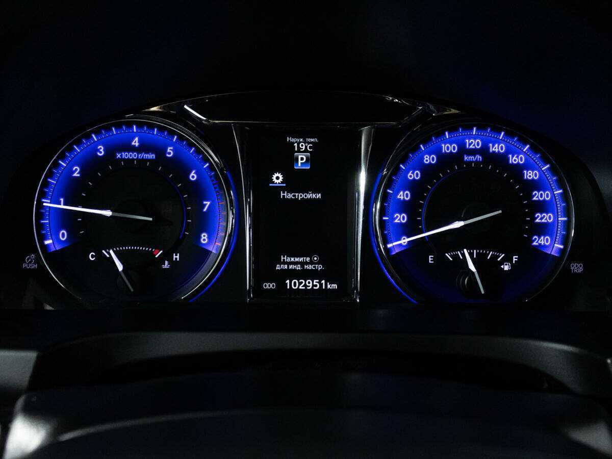 Toyota Camry 2017 года с пробегом. Фото: #11