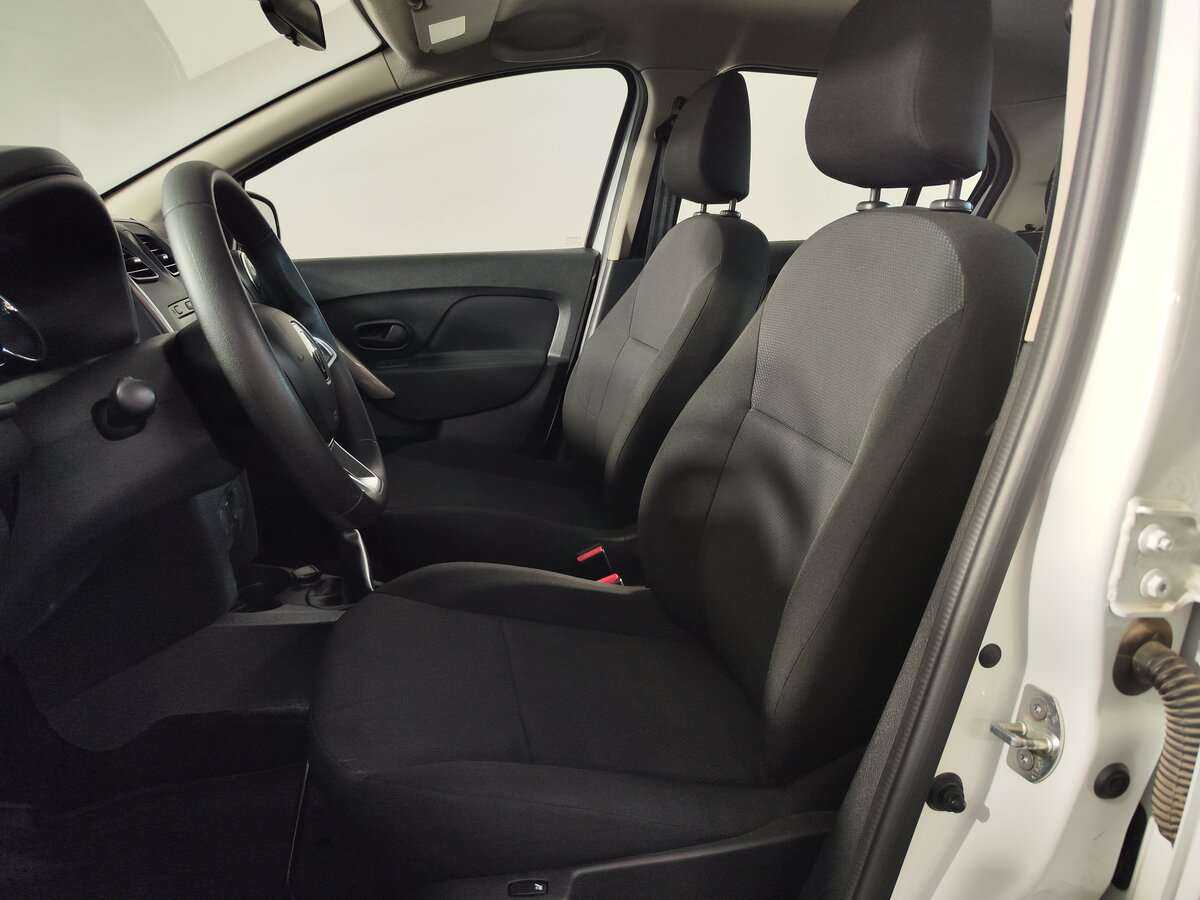 Renault Logan 2019 года с пробегом. Фото: #6