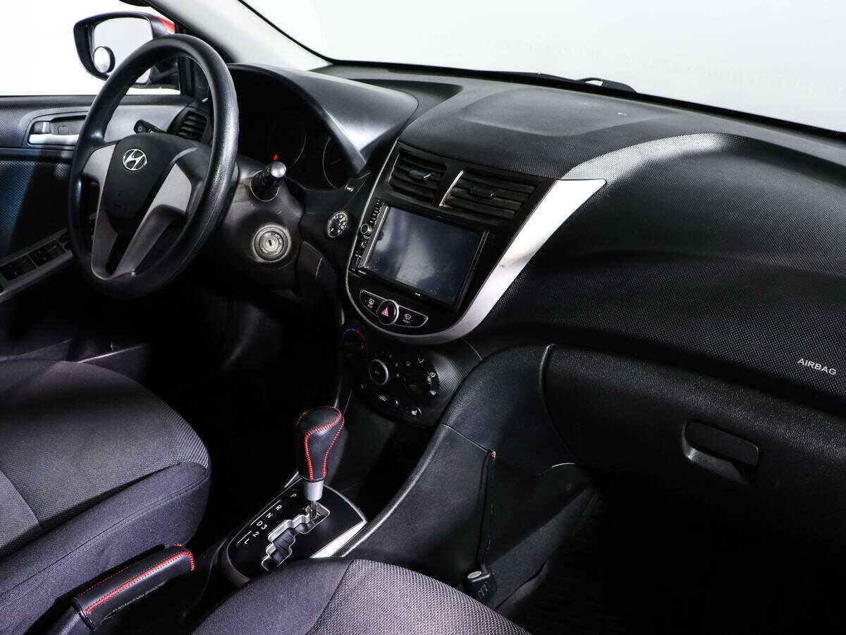 Hyundai Solaris 2013 года с пробегом. Фото: #6