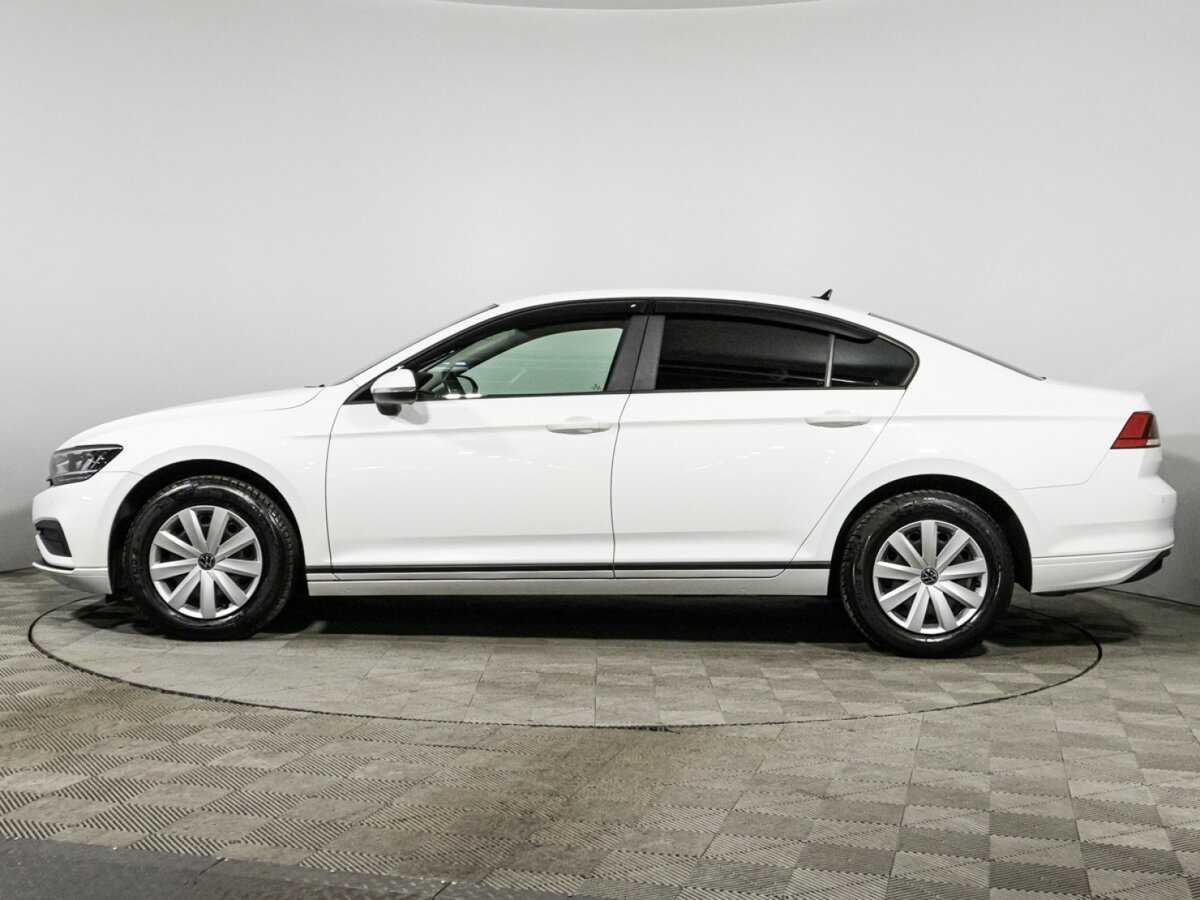 Volkswagen Passat 2021 года с пробегом. Фото: #7