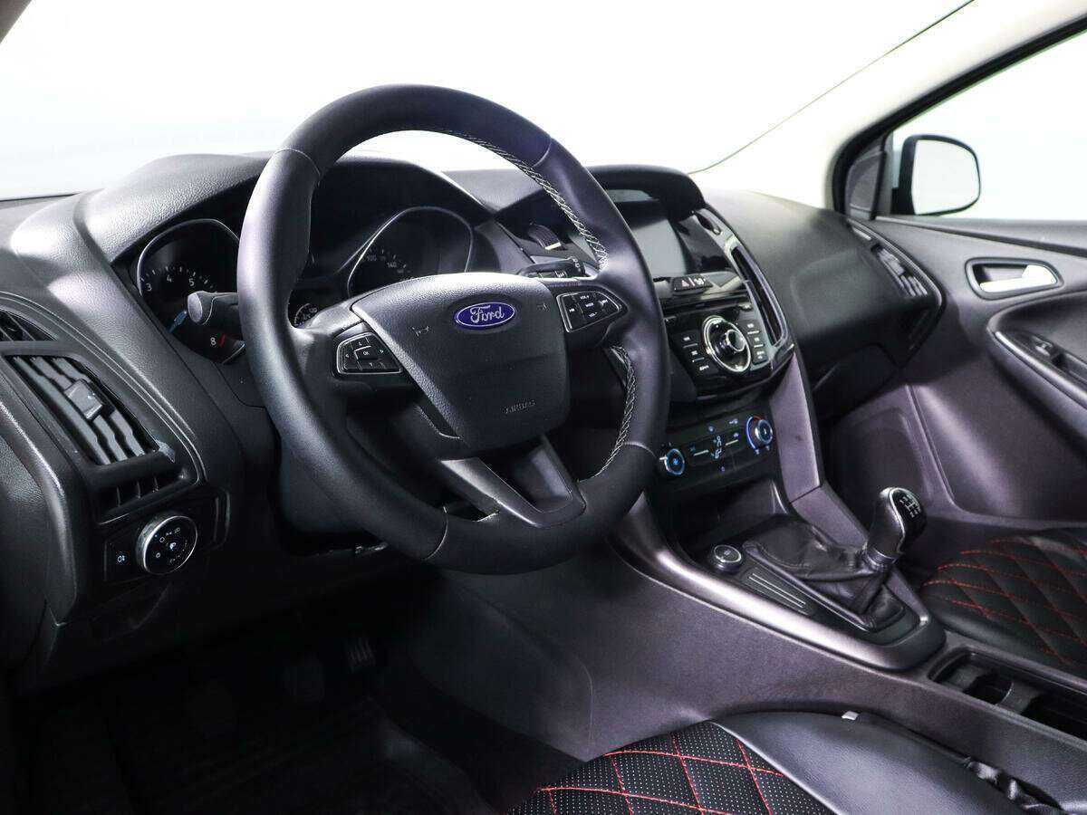Ford Focus 2017 года с пробегом. Фото: #13