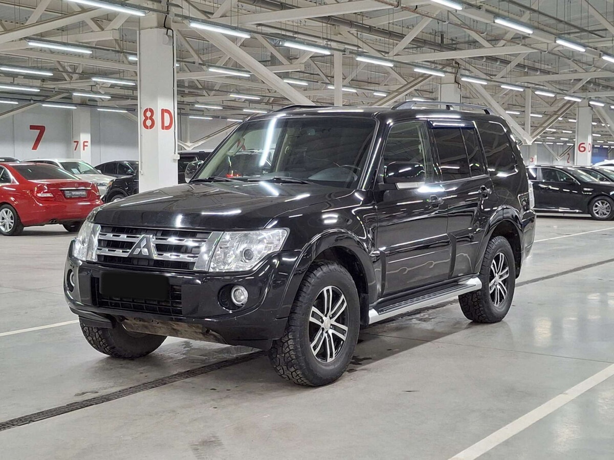 Mitsubishi Pajero 2012 года с пробегом. Посмотреть фото