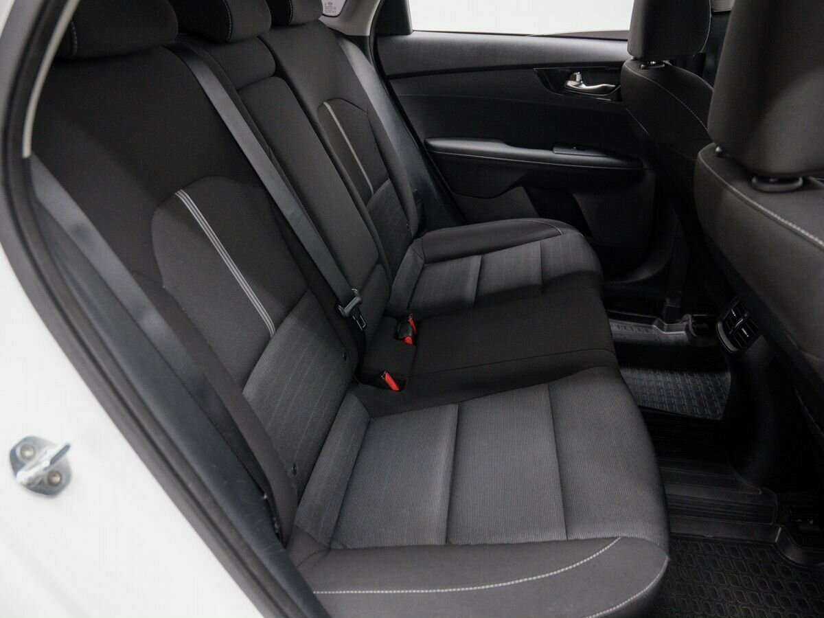 Kia Cerato 2019 года с пробегом. Фото: #8