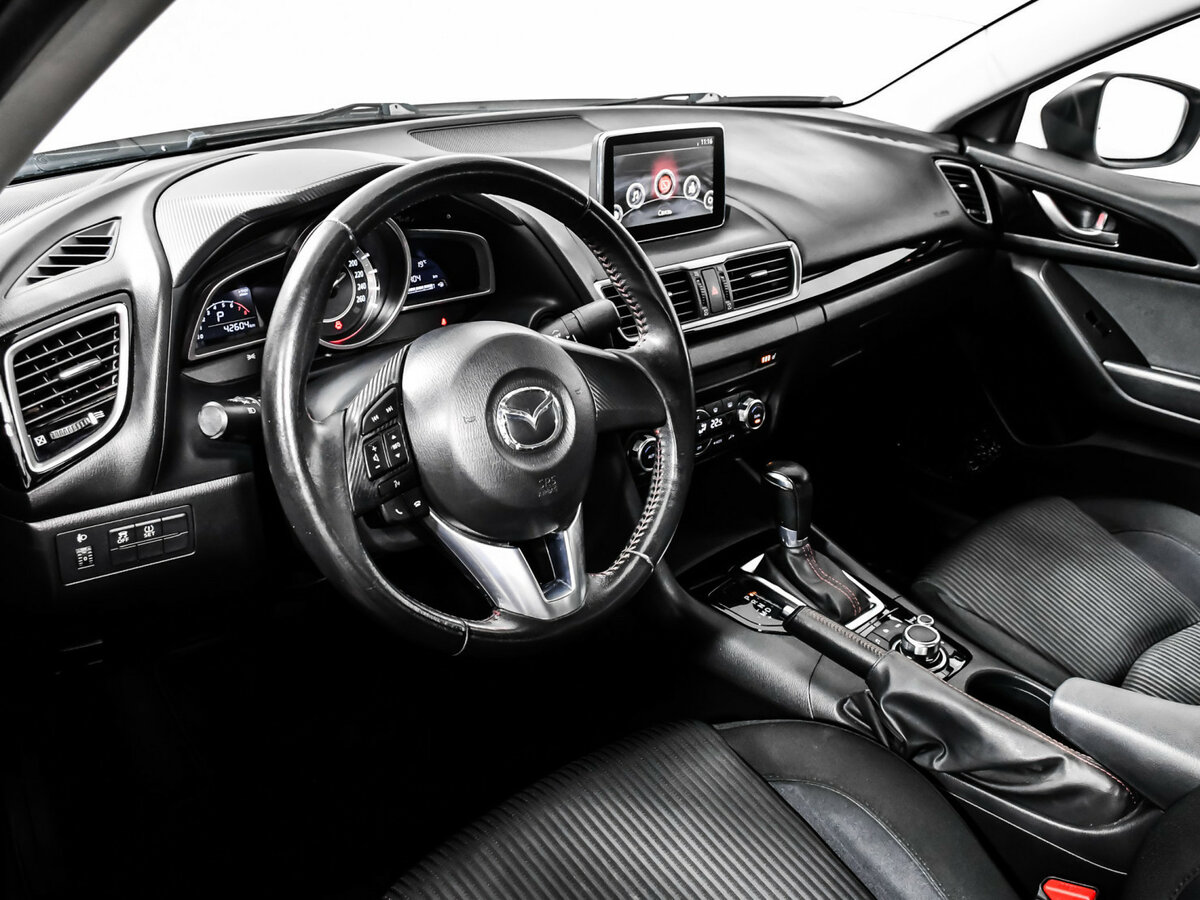 Mazda 3 2015 года с пробегом. Фото: #9