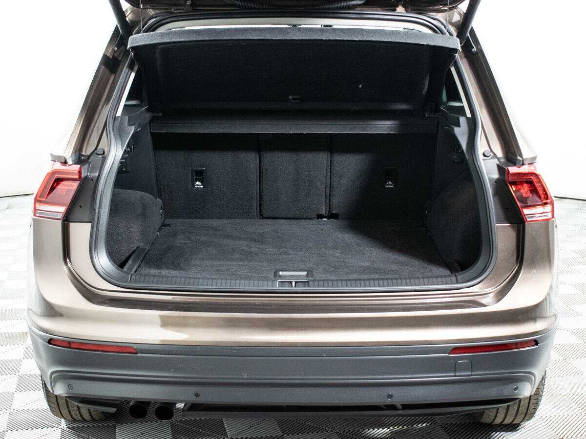 Volkswagen Tiguan 2018 года с пробегом. Фото: #15