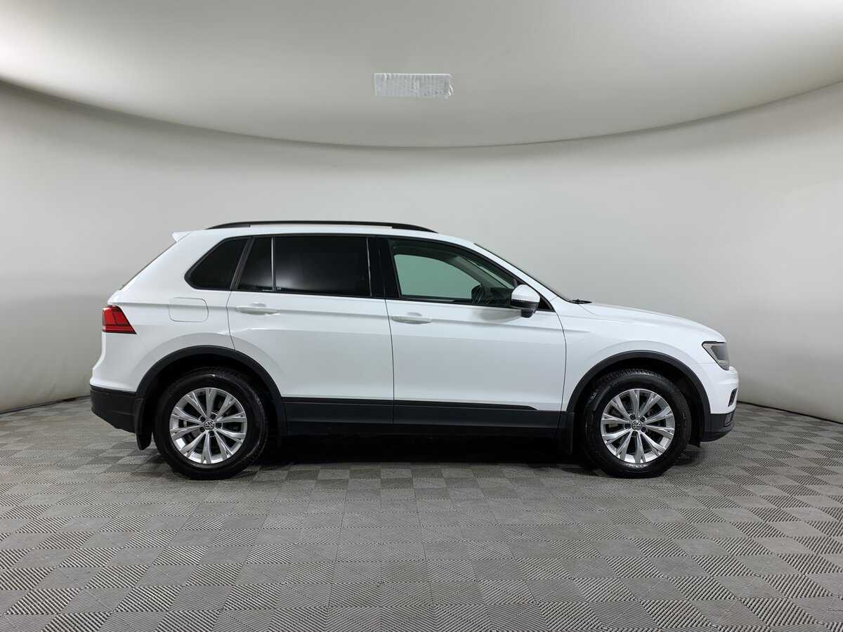 Volkswagen Tiguan 2018 года с пробегом. Фото: #3