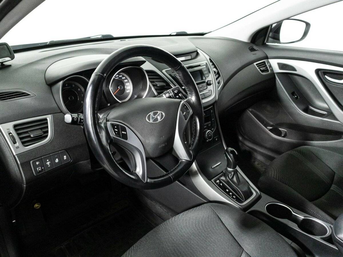 Hyundai Elantra 2015 года с пробегом. Фото: #10