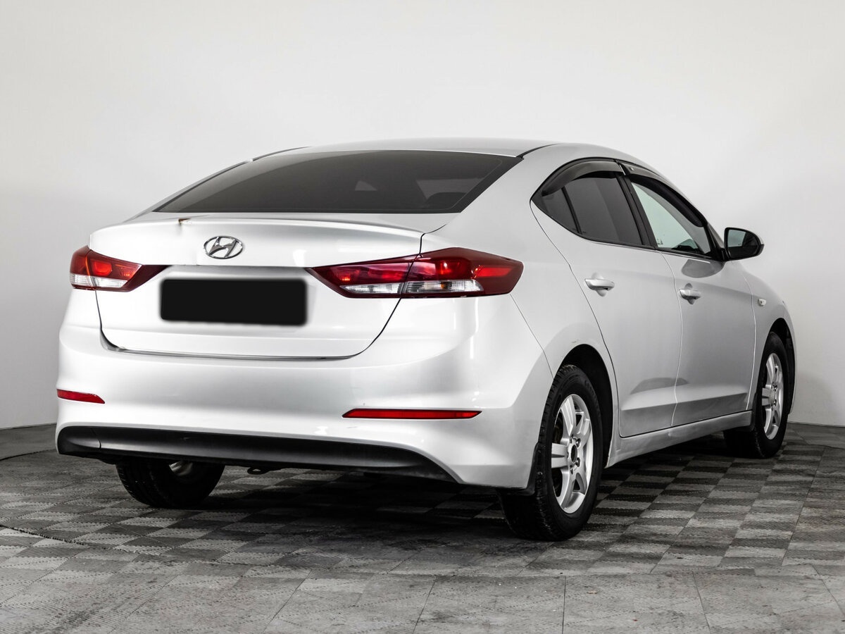 Hyundai Elantra 2016 года с пробегом. Фото: #3