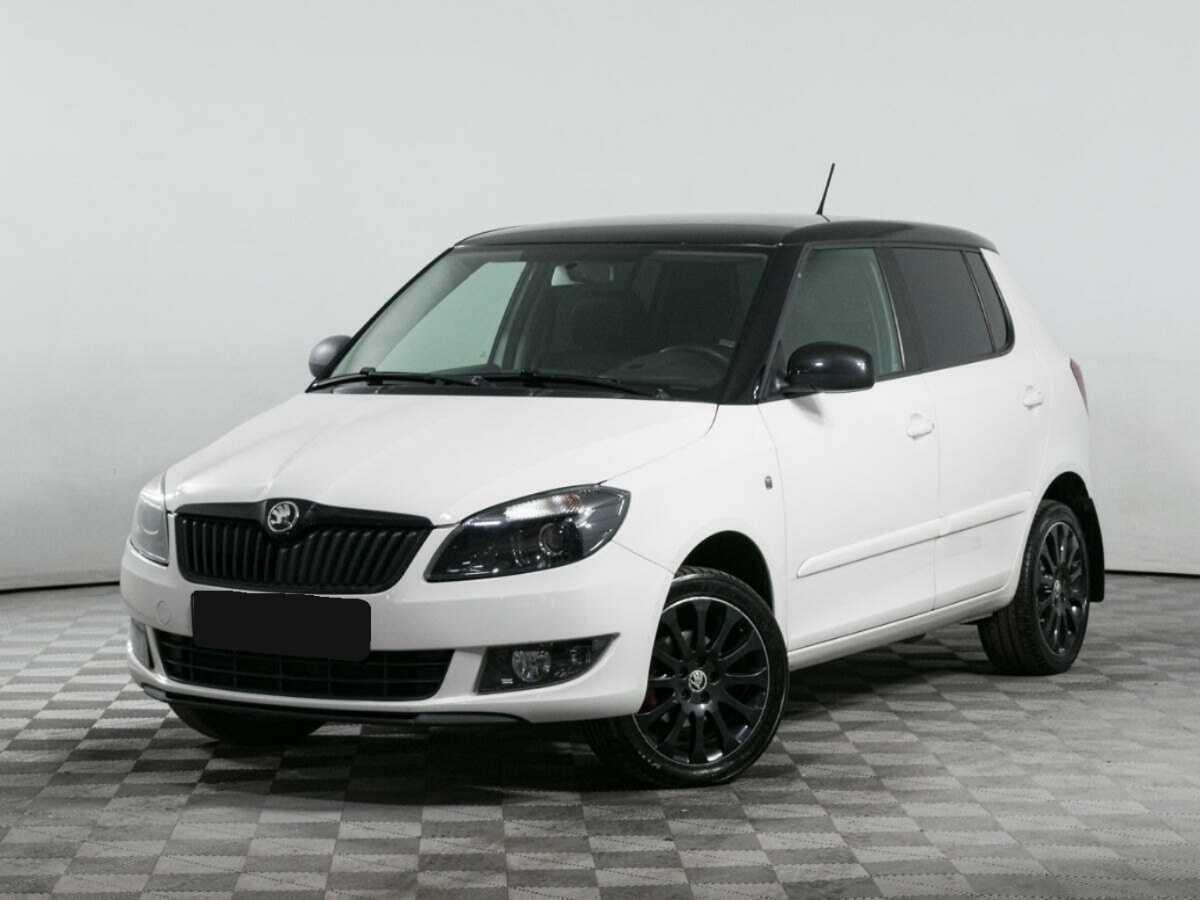 Skoda Fabia 2013 года с пробегом. Посмотреть фото