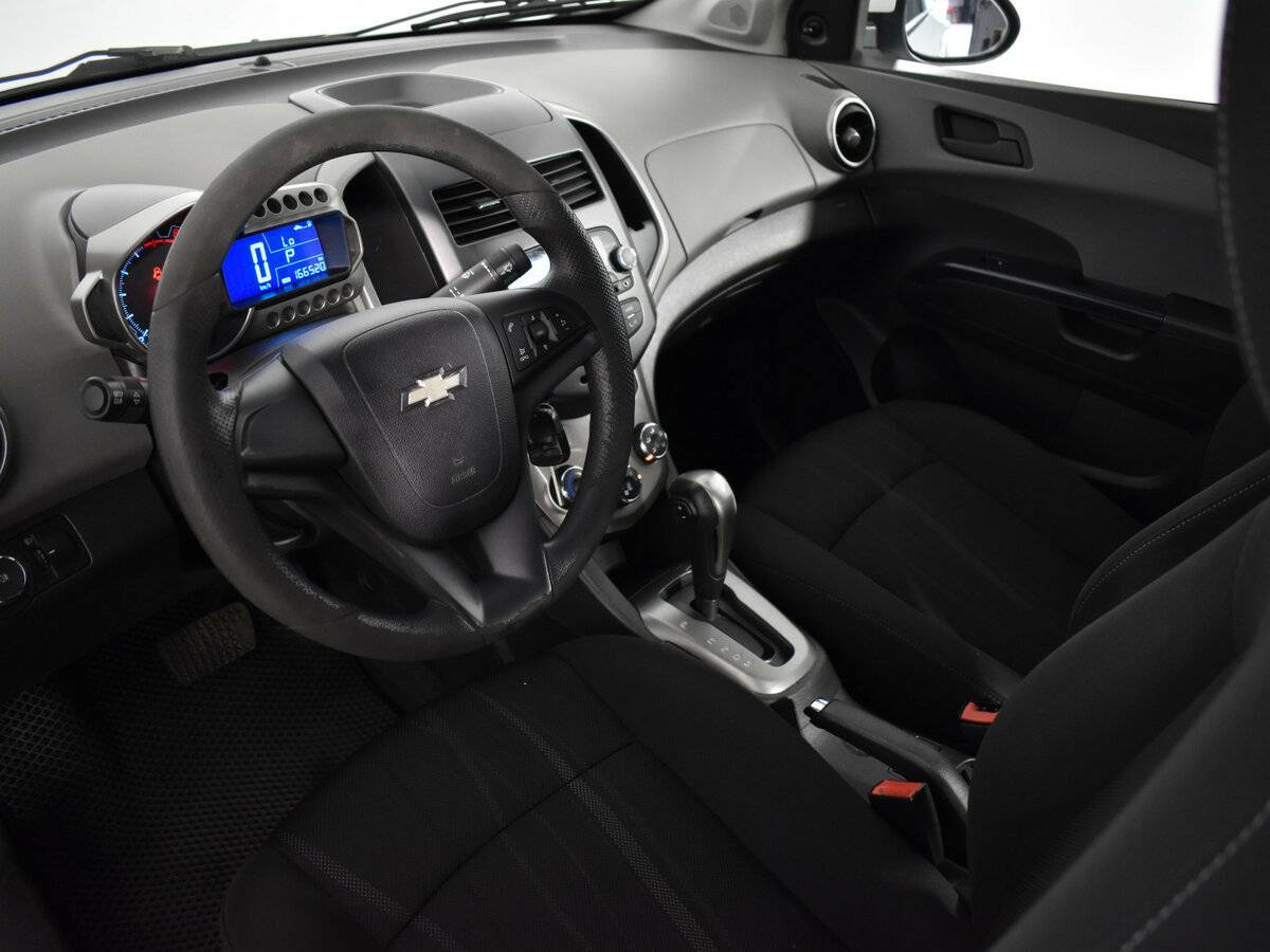 Chevrolet Aveo 2013 года с пробегом. Фото: #8