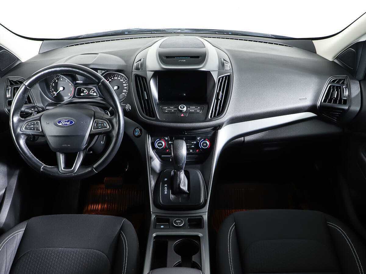 Ford Kuga 2017 года с пробегом. Фото: #10