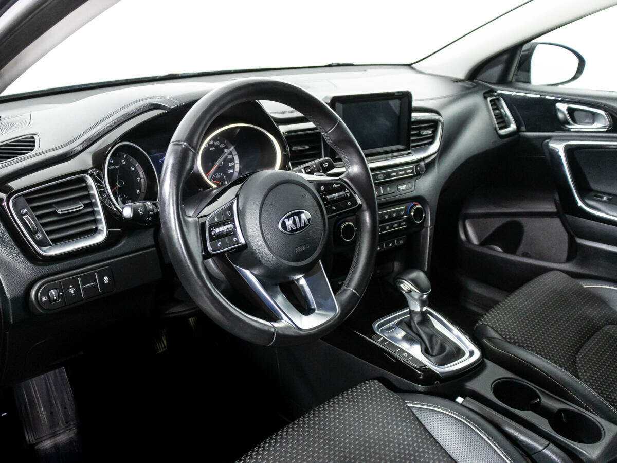 Kia Ceed 2019 года с пробегом. Фото: #10