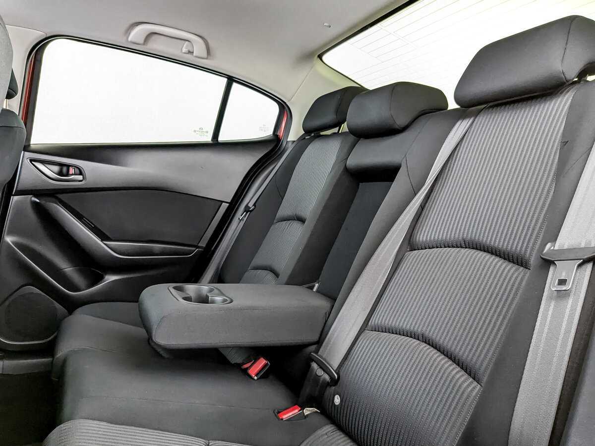 Mazda 3 2014 года с пробегом. Фото: #9