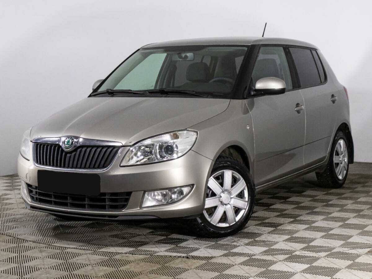 Skoda Fabia 2012 года с пробегом. Посмотреть фото