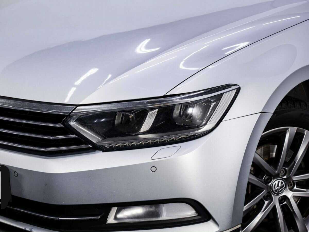 Volkswagen Passat 2017 года с пробегом. Фото: #6