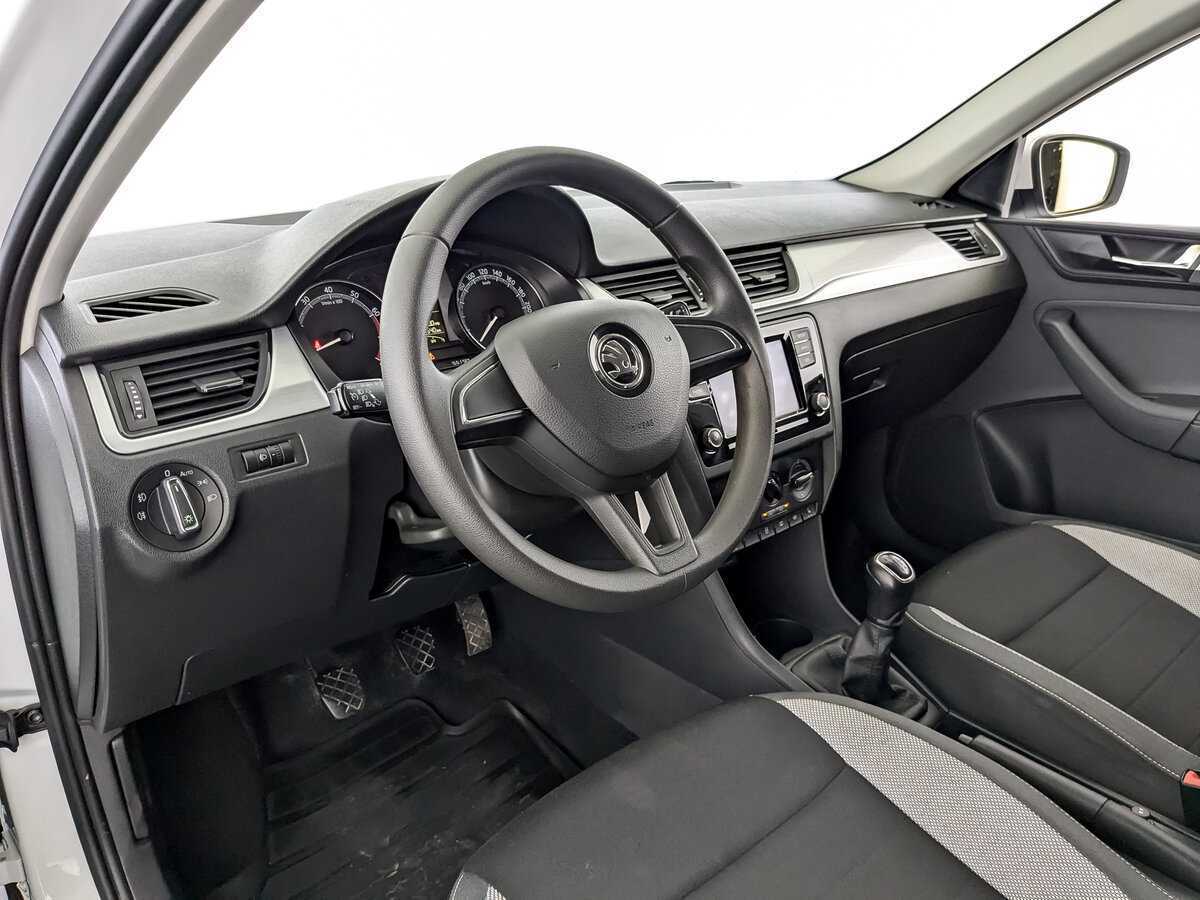 Skoda Rapid 2019 года с пробегом. Фото: #13