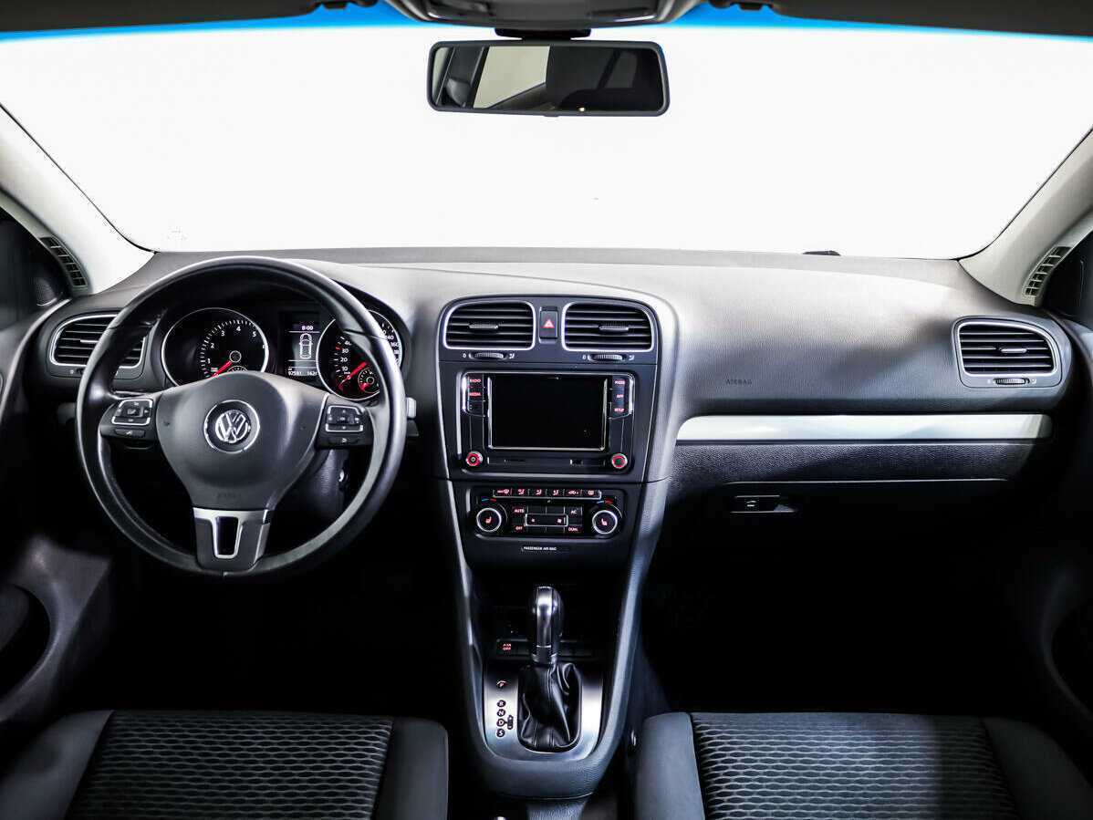 Volkswagen Golf 2012 года с пробегом. Фото: #8