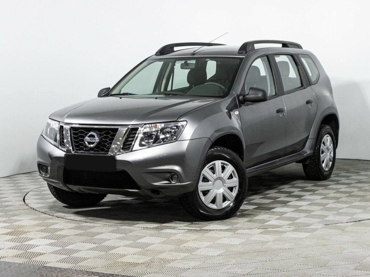 Nissan Terrano 2014 года с пробегом. Посмотреть фото