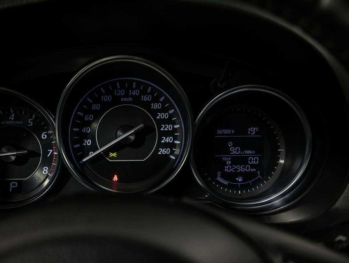 Mazda 6 2014 года с пробегом. Фото: #9