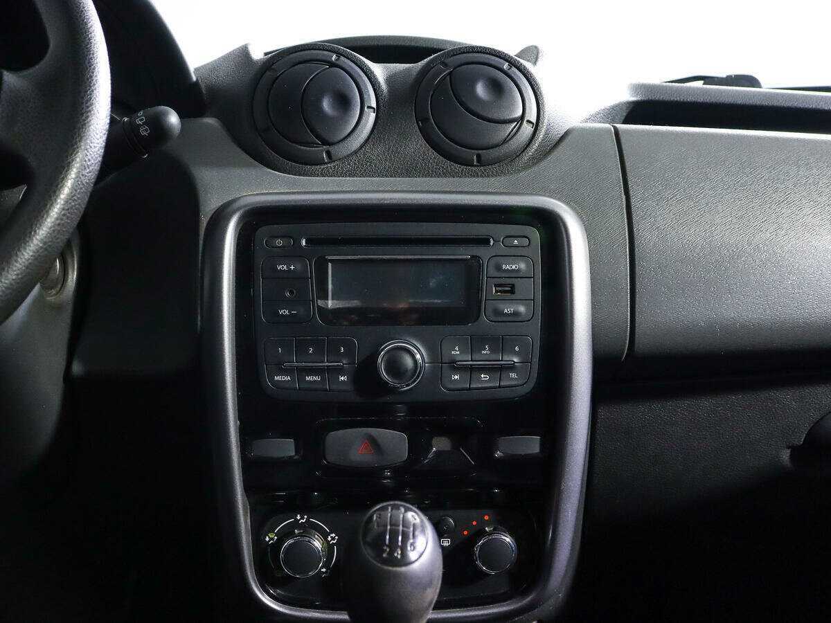 Renault Duster 2013 года с пробегом. Фото: #11