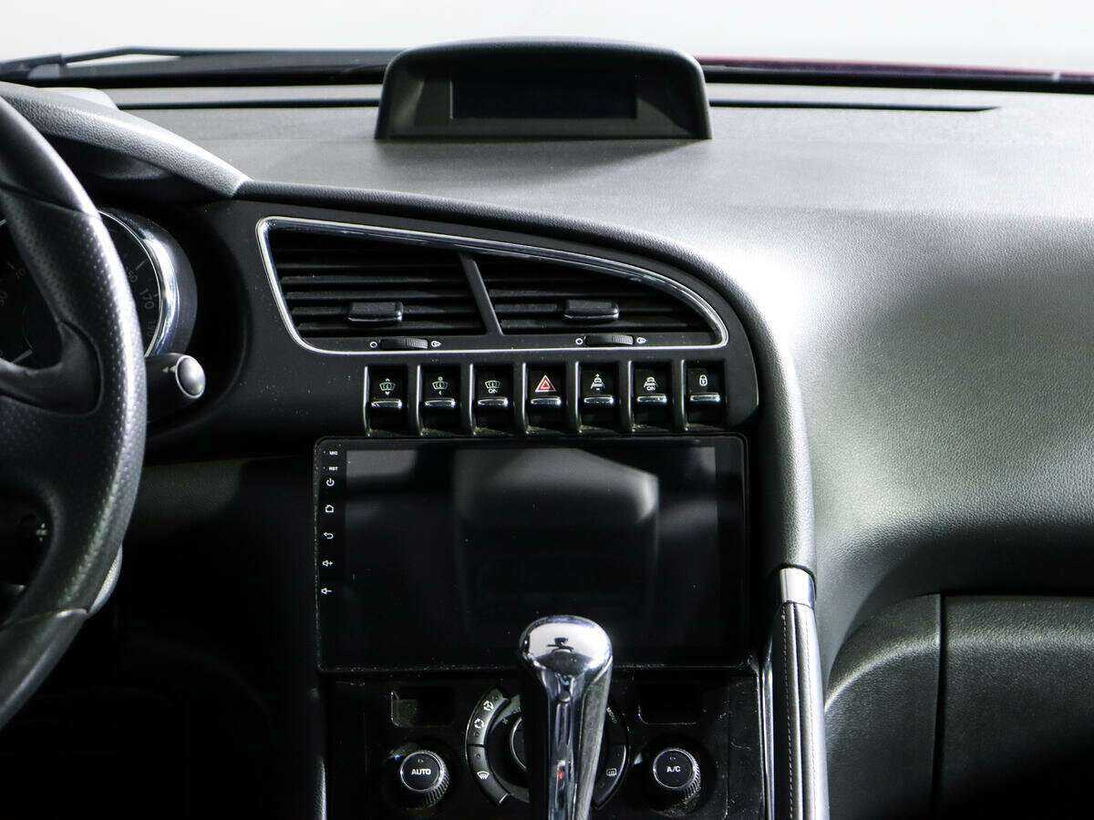 Peugeot 3008 2012 года с пробегом. Фото: #10