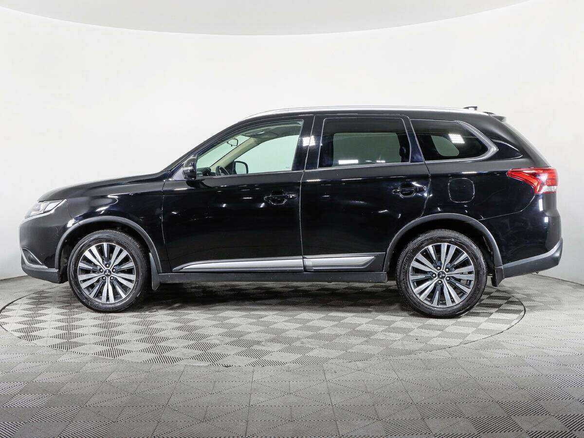 Mitsubishi Outlander 2020 года с пробегом. Фото: #7