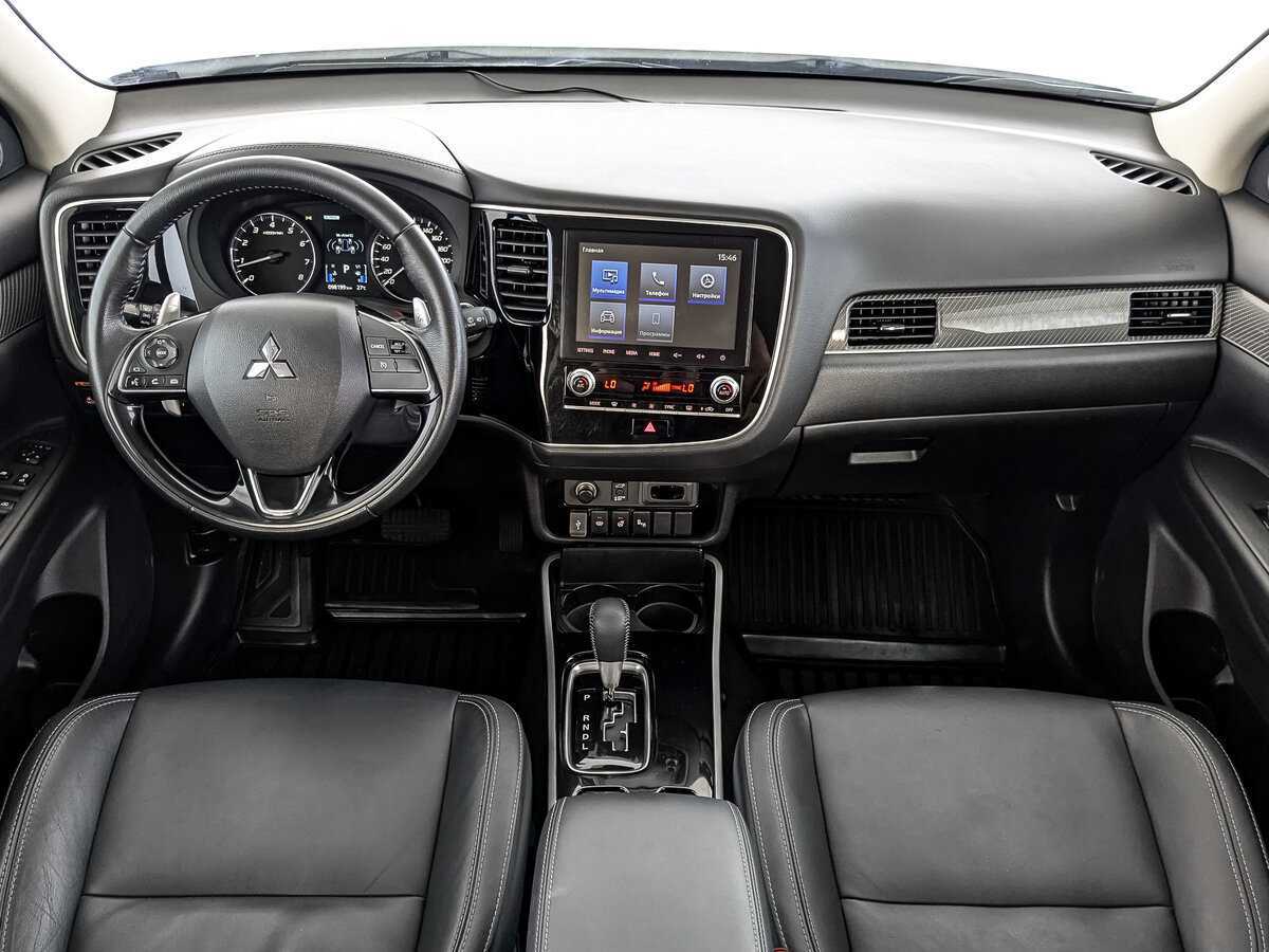 Mitsubishi Outlander 2021 года с пробегом. Фото: #9