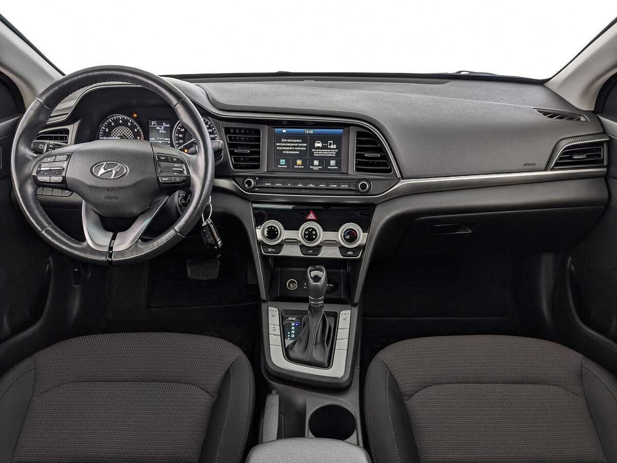 Hyundai Elantra 2019 года с пробегом. Фото: #11