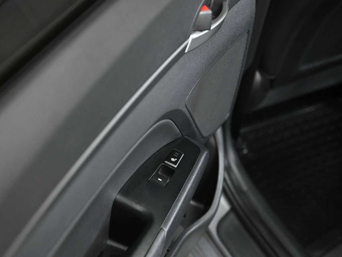 Hyundai Elantra 2018 года с пробегом. Фото: #12