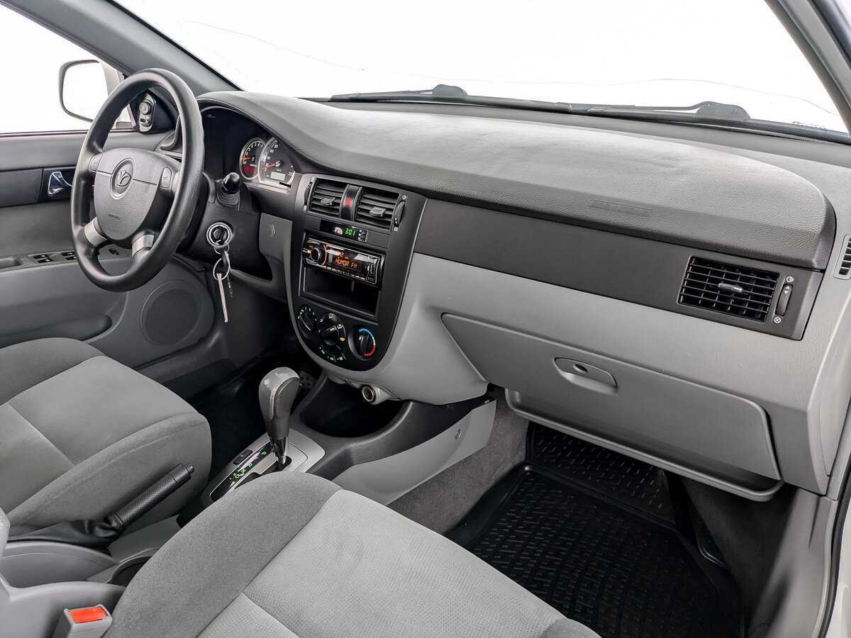 Daewoo Gentra 2014 года с пробегом. Фото: #8