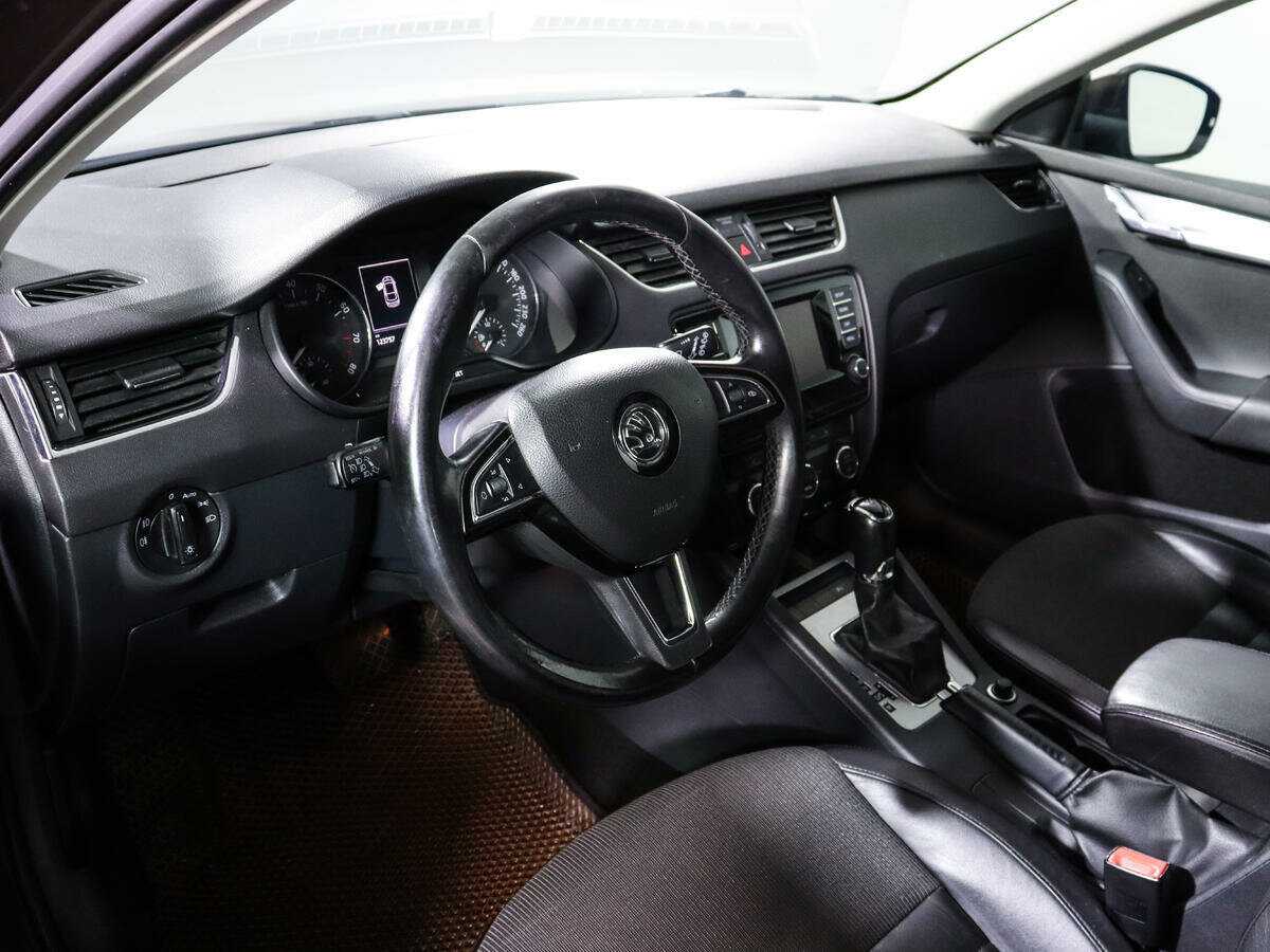 Skoda Octavia 2013 года с пробегом. Фото: #11