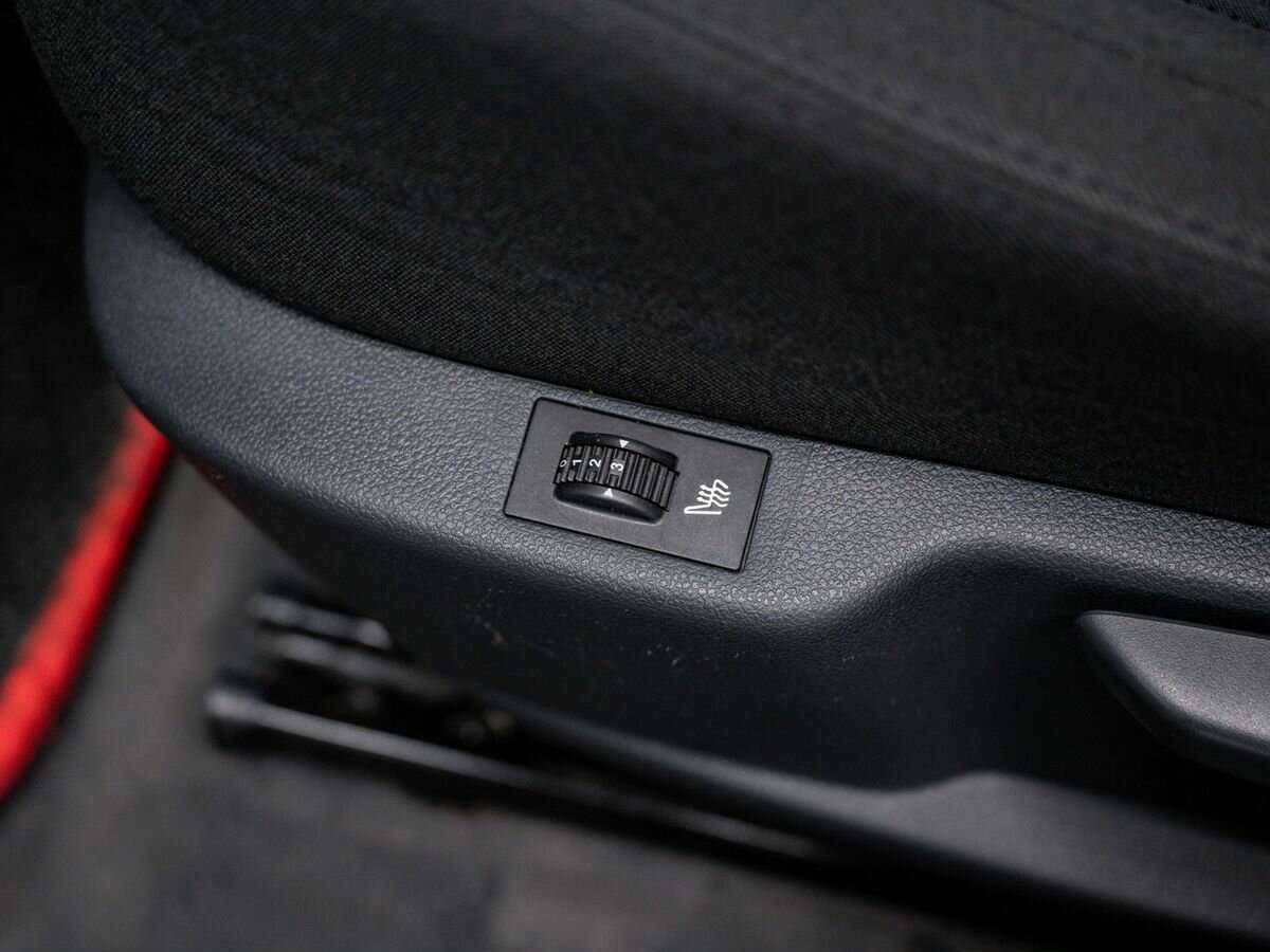 Peugeot 3008 2012 года с пробегом. Фото: #15