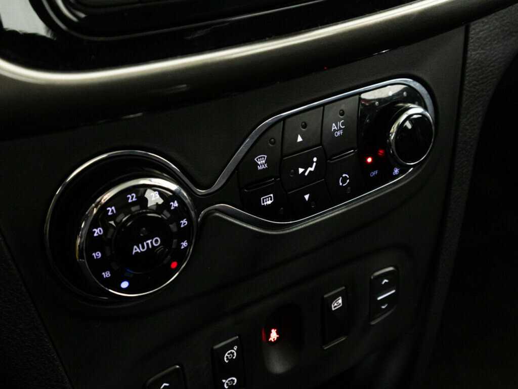 Renault Sandero 2017 года с пробегом. Фото: #14