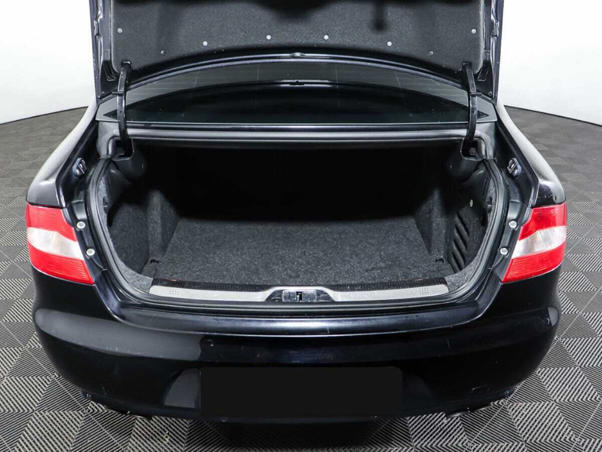 Skoda Superb 2012 года с пробегом. Фото: #9