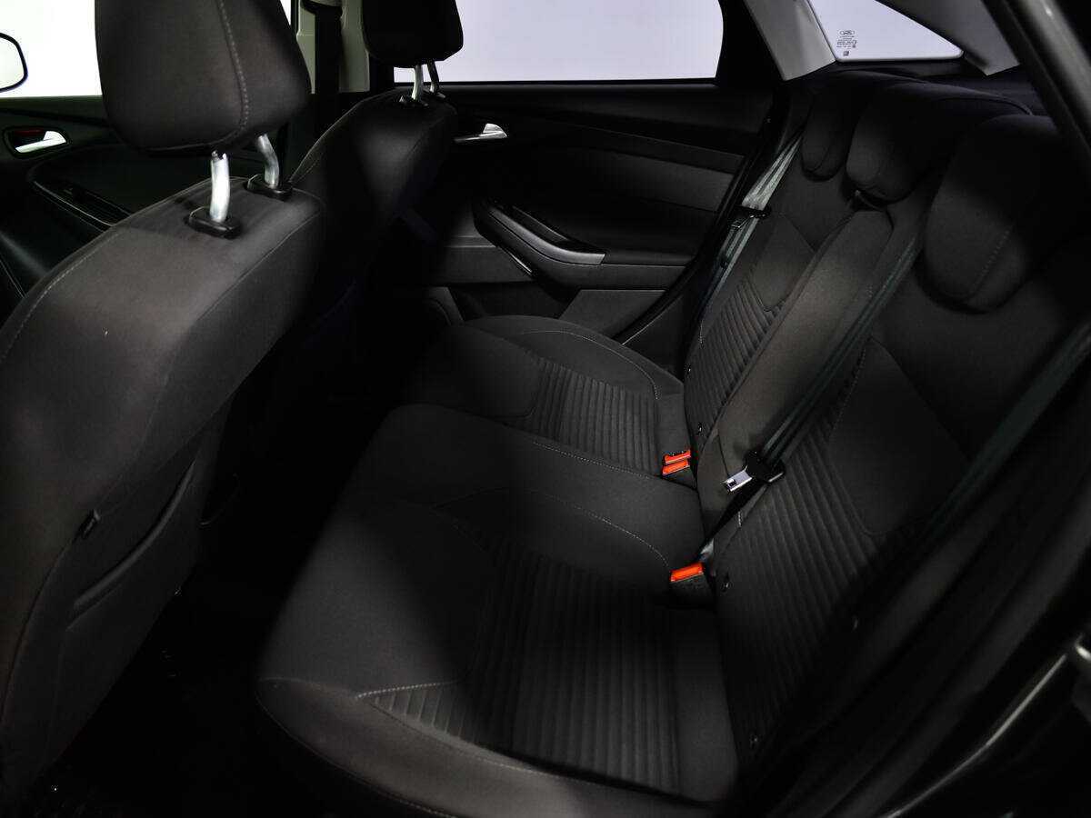 Ford Focus 2017 года с пробегом. Фото: #9