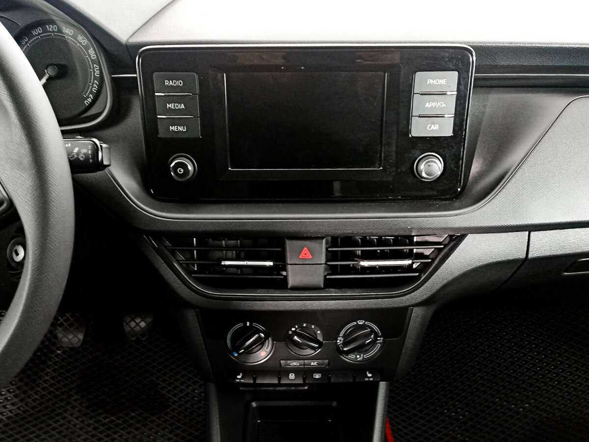 Skoda Rapid 2021 года с пробегом. Фото: #12