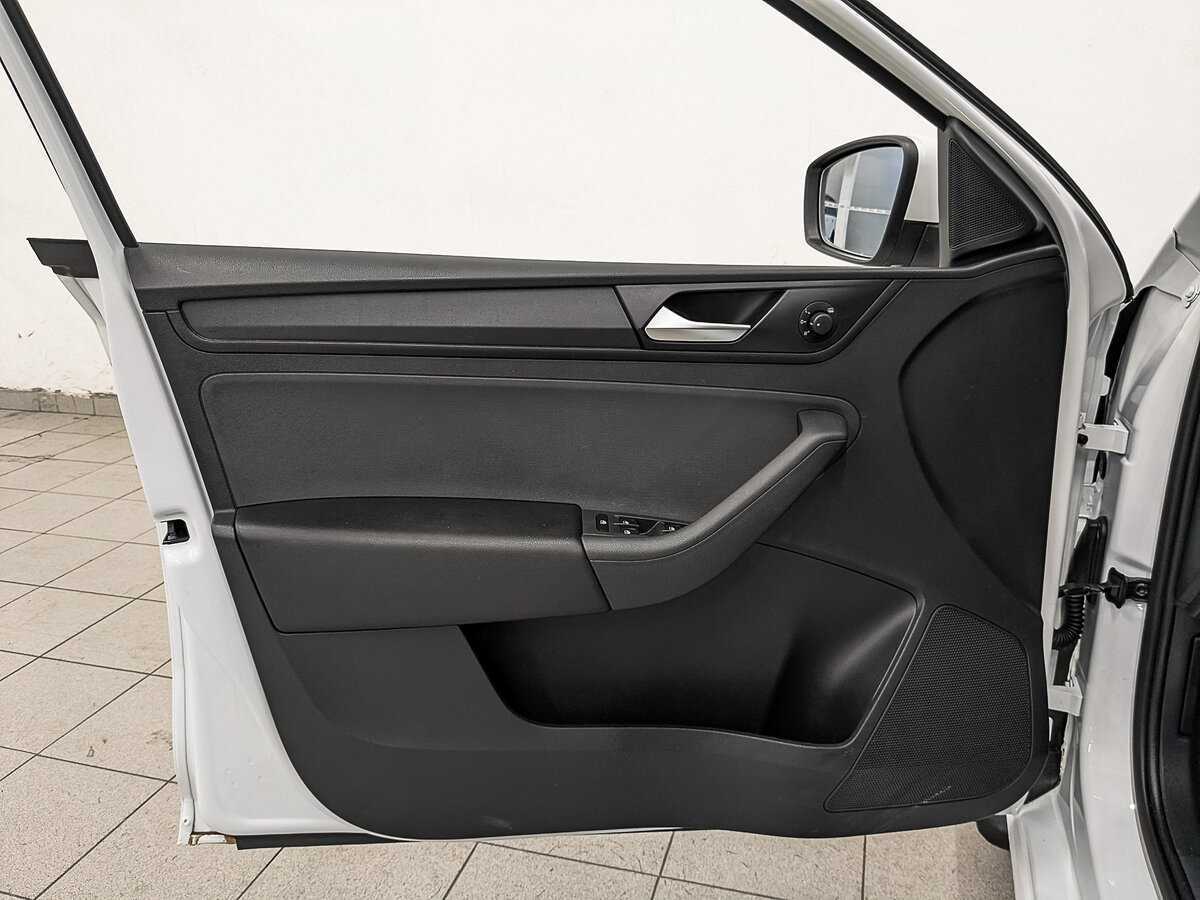 Volkswagen Polo 2020 года с пробегом. Фото: #18