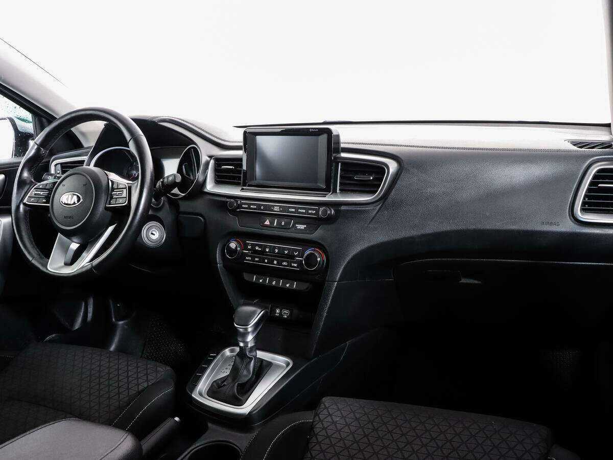 Kia Ceed 2019 года с пробегом. Фото: #8
