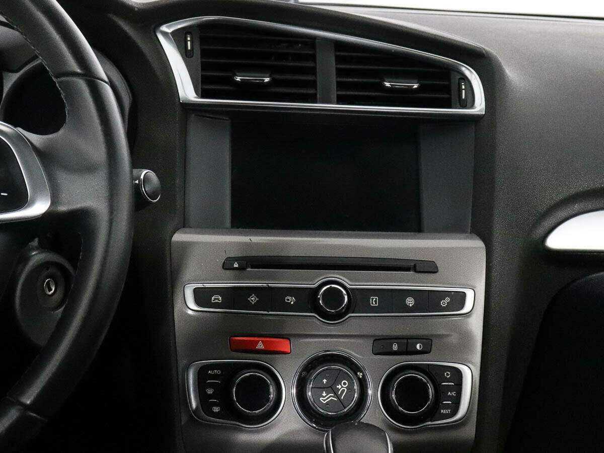 Citroen C4 2017 года с пробегом. Фото: #9