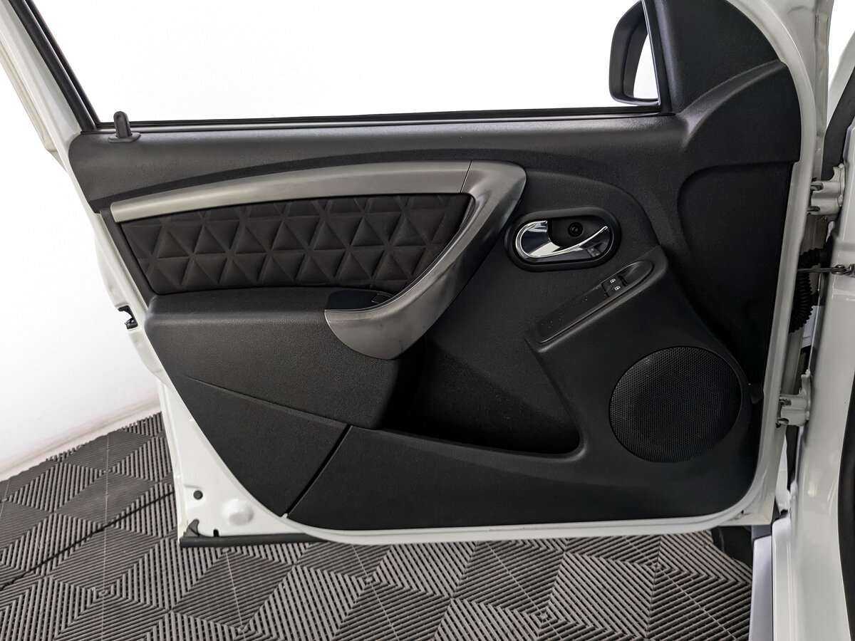 Renault Duster 2016 года с пробегом. Фото: #13